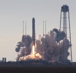 Antares launch of Cygnus on NG-12 mission (J. Foust)