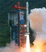 Long March 3A launch of Change-1 (Xinhua)