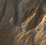 MRO image of Martian gully (NASA/JPL)