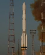 Proton launch of Glonass satellites on 2010 Dec 5 (Roskosmos)