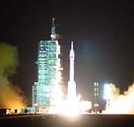 Long March 2F launch of Shenzhou 3 (Peoples Daily)