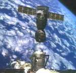 Soyuz TMA-5 moves from ISS (NASA)