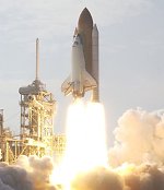 STS-111 launch (NASA/KSC)