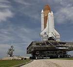 STS-125: rollout (NASA/KSC)