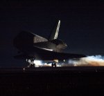 STS-130: landing (NASA/KSC)