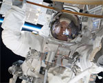 STS-131: EVA #1 (NASA)