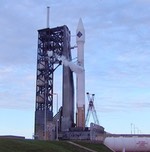 Atlas 5 on pad during Cygnus scrub, Dec 2015 (NASA)