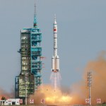 Long March 2F launch of Shenzhou-10 (Xinhua)