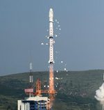 Long March 4C launch of 3 satellites in July 2013 (Xinhua)