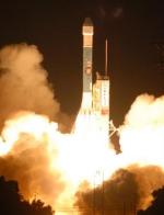 Delta 2 launch of Phoenix (NASA/KSC)