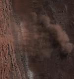 MRO image of avalanche (NASA/JPL)