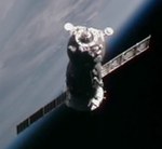 Soyuz TMA-21 on approach to ISS (NASA)