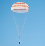 Soyuz TMA-21 landing (NASA/B. Ingalls)