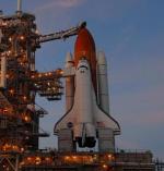 STS-122: Shuttle on pad before launch (NASA/KSC)