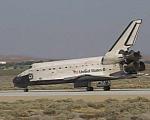 STS-125: landing (NASA)
