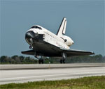 STS-127: landing (NASA/KSC)