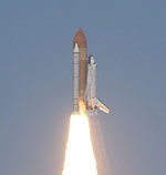 STS-132: launch (J. Foust)