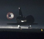 STS-134: landing (NASA/KSC)